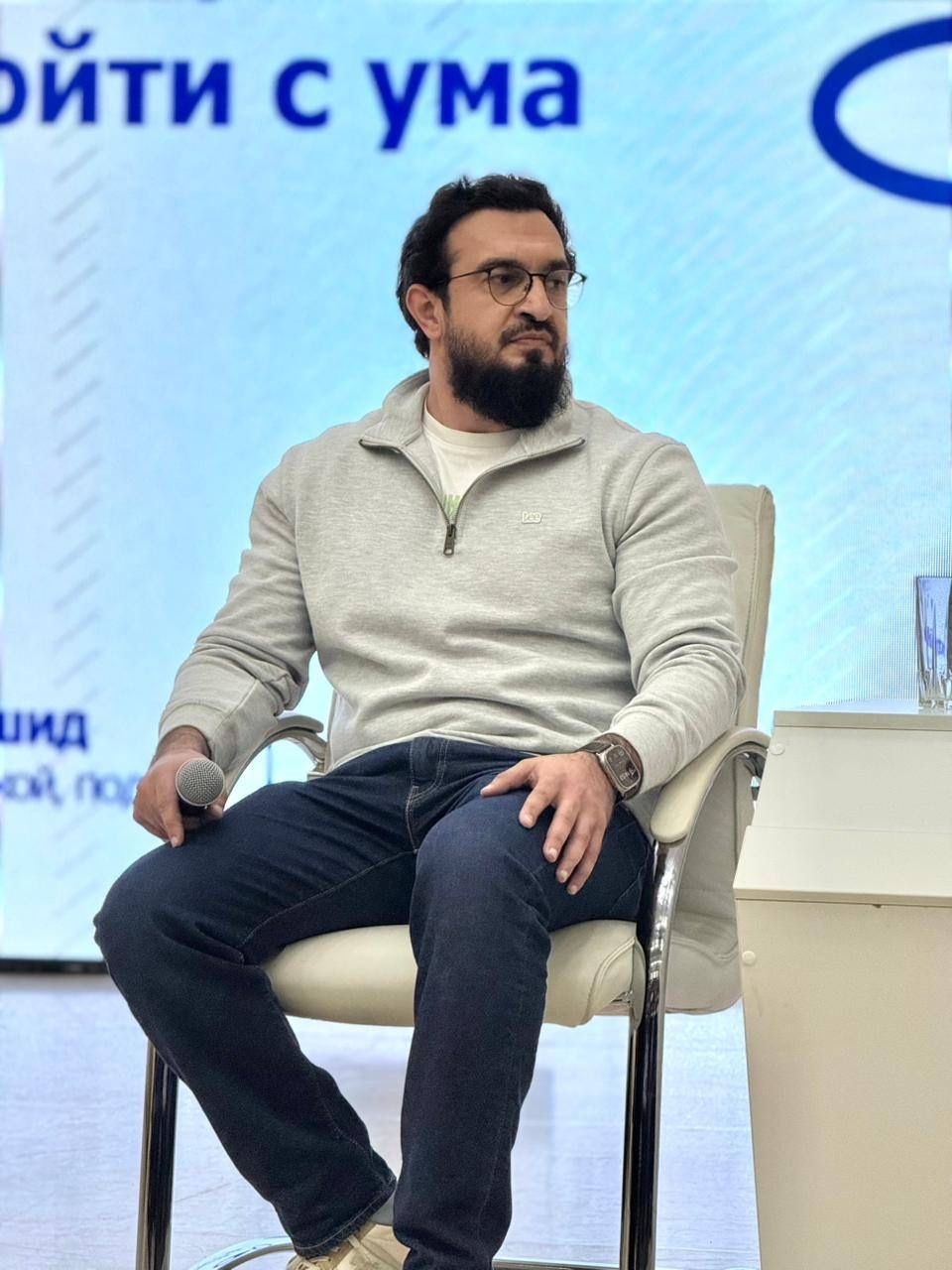 Преподаватели юридического факультета представили Чеченский государственный университет им. А.А. Кадырова на научно-популярном фестивале «Новый маршрут» в Ставрополе.