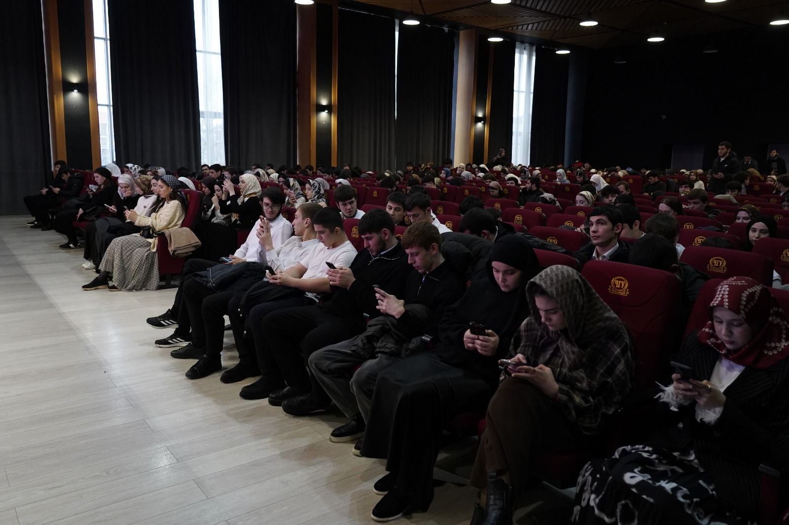 В ЧГУ имени А. А. Кадырова прошла лекция «Патриотическое воспитание и единство народов России»